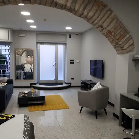Batcave Appartement Pula Buitenkant foto